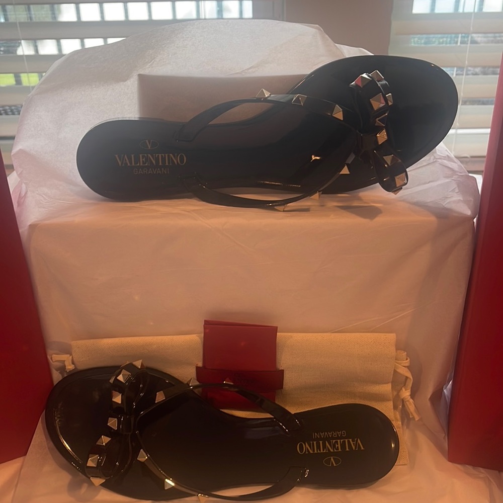 Valentino pvc thong sandal in Nero with gold tone studs these go to sandals